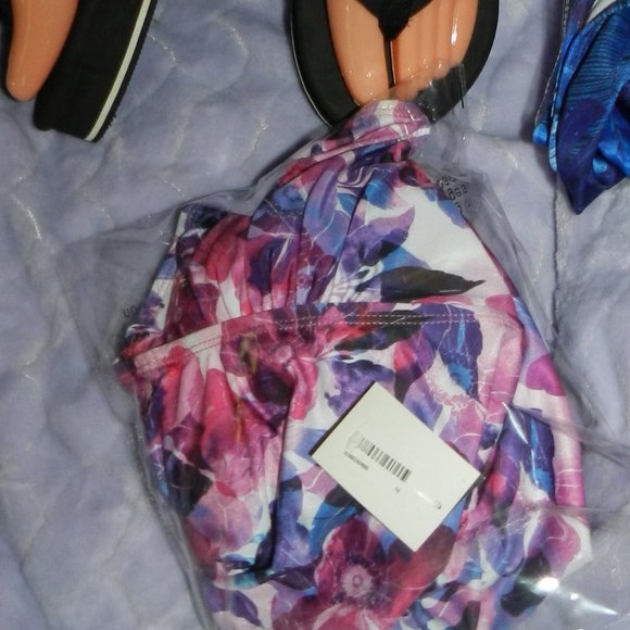 Nicole Miller One Piece Swimsuit Floral Women's Various sizes NEW/NWT - Picture 10 of 16